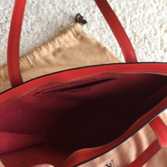 Louis Vuitton Epi Leather, St. Jacques - Picture 5 of 8